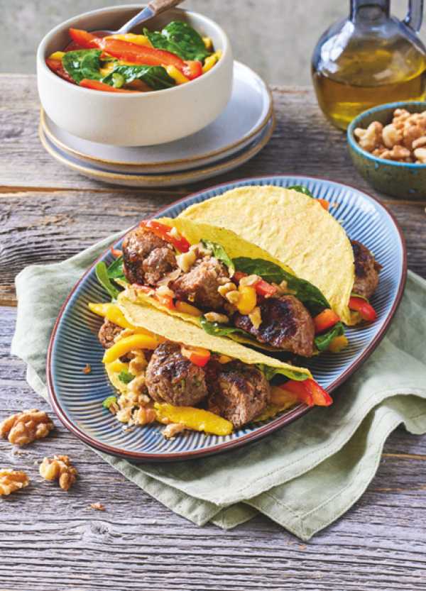 Tacos mit Curry-Walnuss-Frikadellen