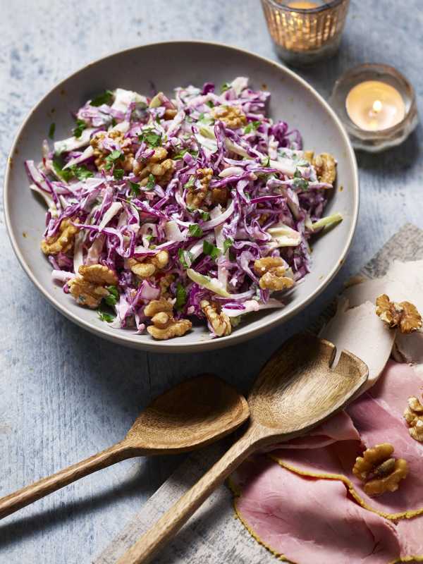 Winter-Walnuss-Rotkohlsalat